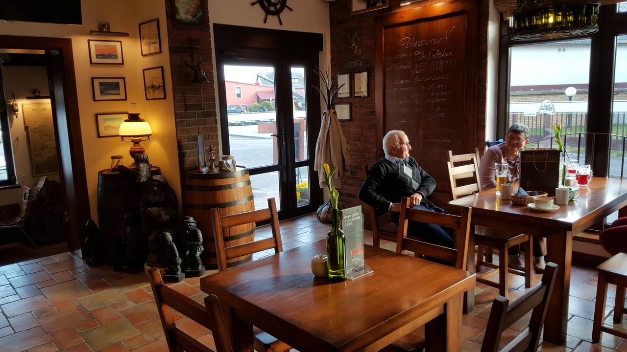 Koga Pokoje Goscinne Łeba Exterior foto